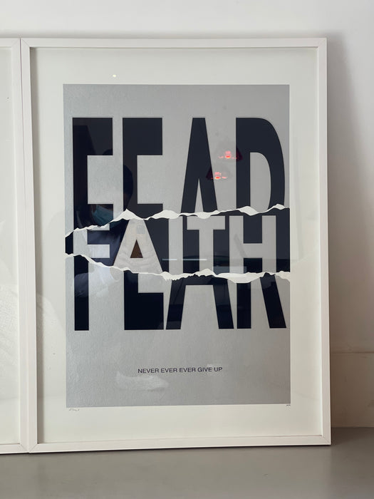 Par de Quadros "Fear Faith" - Abdiel Vicente/ Micasa