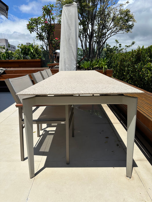 Conjunto Outdoor com Mesa de Jantar e 4 Cadeiras "Ônix" - Franccino  e Mac Design