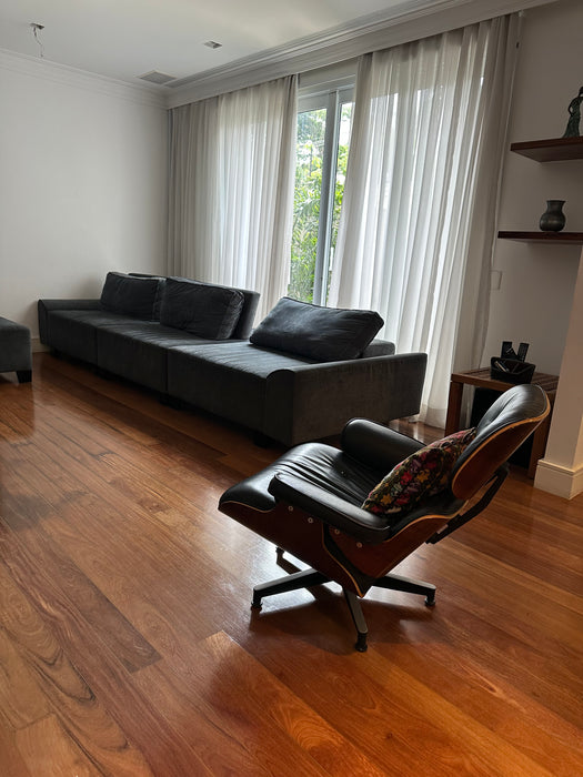 Sofá Retrátil com Pufe