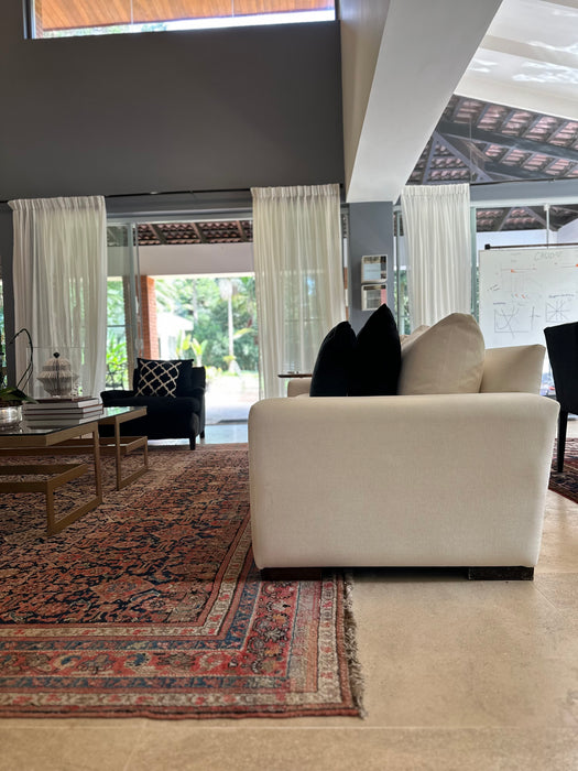 Sofá de 3 Lugares (almofadas decorativas não inclusas)