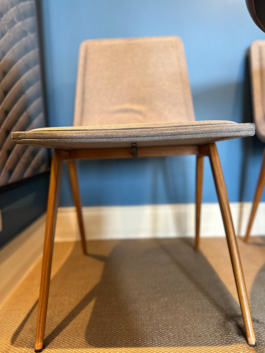 Conjunto com 4 Cadeiras "Tecno" – Marcelo Ligieri