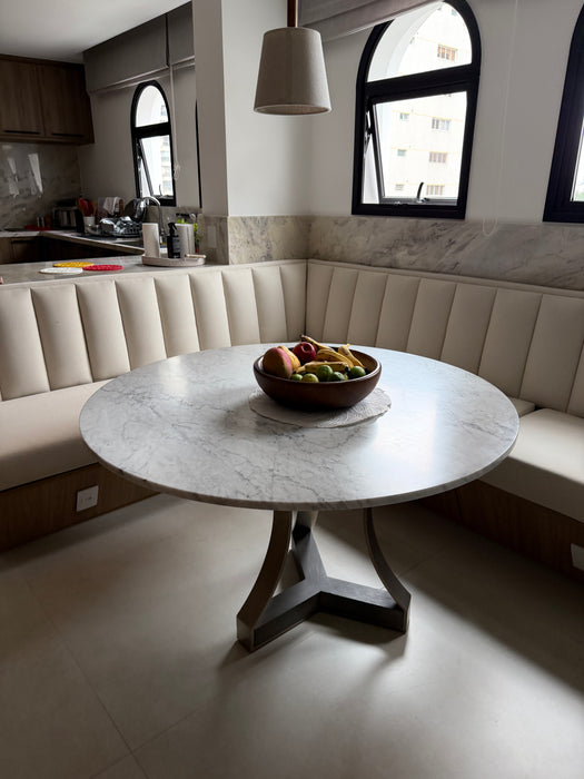 Mesa de Jantar “Alderaan” – Artefacto