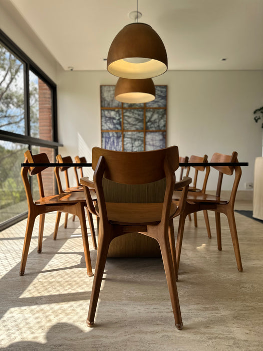 Conjunto com 8 Cadeiras (2 com braços) – Estúdio Bola