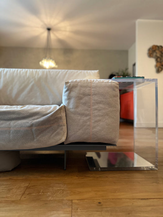 Sofá "Lasso" em Lona (pufes vendidos separadamente) – Estúdio Bola