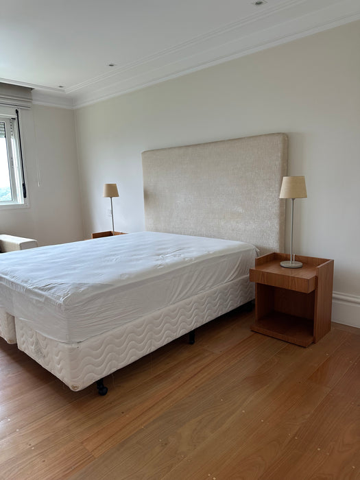 Par de Mesas de Cabeceira em Madeira com 1 Gaveta - Brentwood