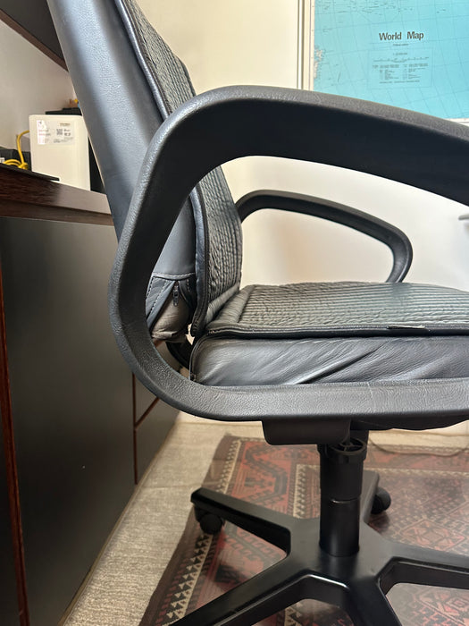 Cadeira de Escritório Preta