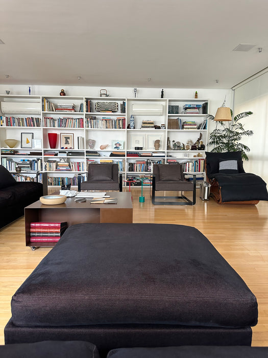 Sofá "Groundpiece" com Pufe – Antonio Citterio para Flexform