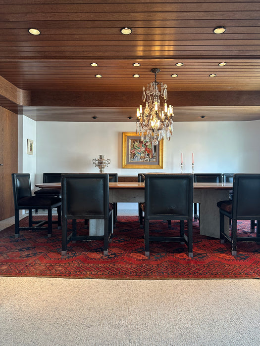 Conjunto de 10 Cadeiras em Couro