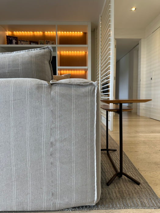 Mesa Lateral "C404" – Marcus Ferreira para Decameron