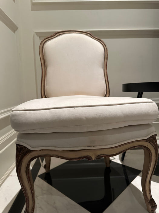 Cadeira Clássica Baixa