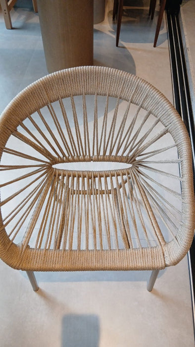 Mesa "Cônica" com 4 Cadeiras "Gamboa" – Tidelli
