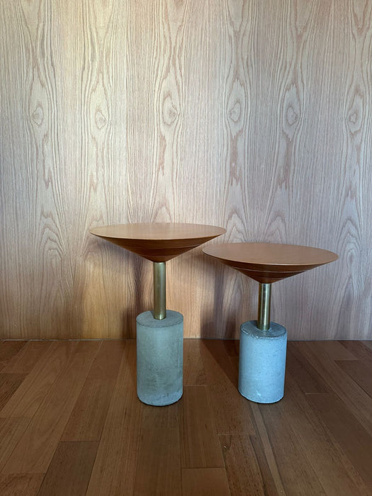 Par de Mesas "Concretista" – Estar Móveis