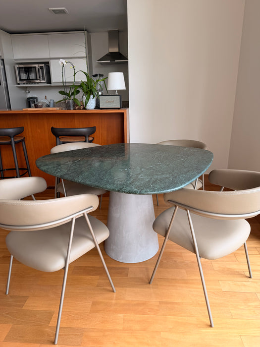 Mesa de Jantar "Concrete" - Estúdio Bola