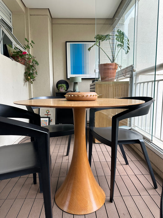 Mesa de Jantar "Buni" – Jader Almeida