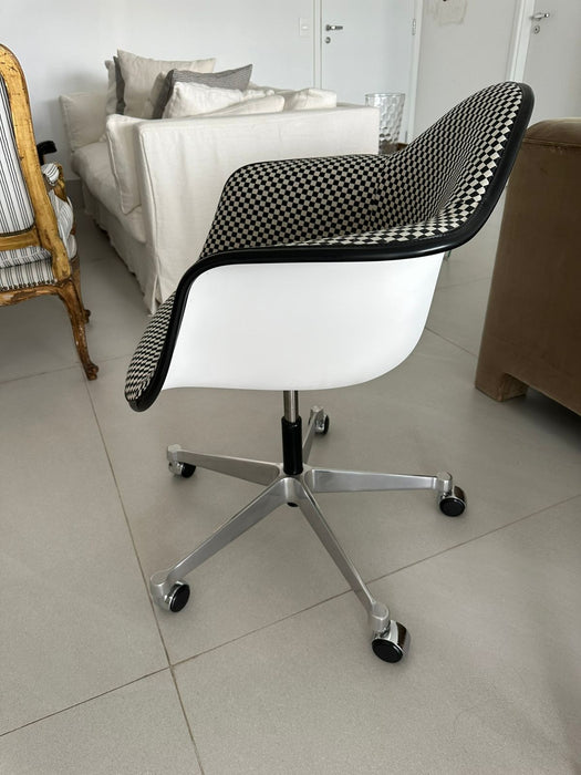 Poltrona "Eames Shell Task" - Herman Miller