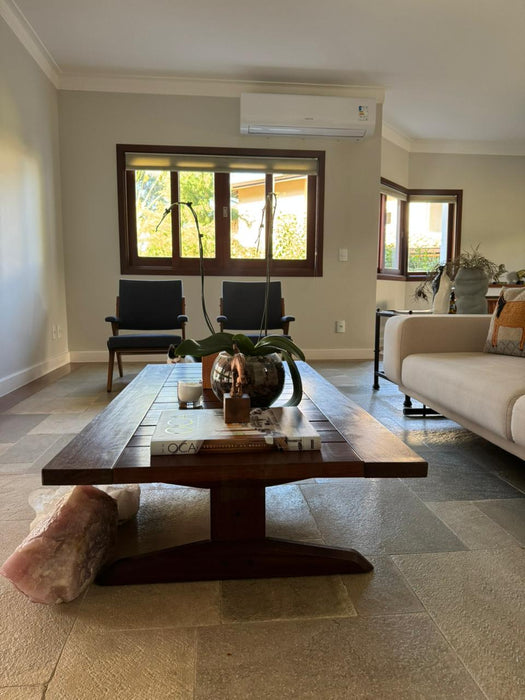 Mesa de Centro "Alvorada" em Madeira Cumaru – Carlos Motta