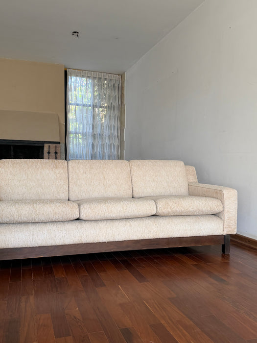 Conjunto "Coala" com Poltrona e Sofá de 3 Lugares – Sérgio Rodrigues | OCA