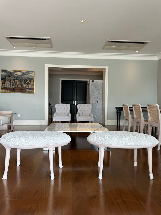 Par de Puffs "Munik" Especial – Jader Almeida