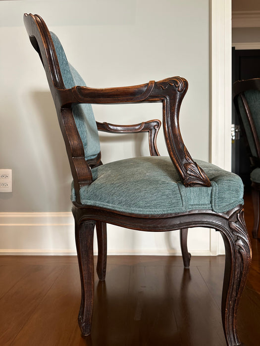 Par de Poltronas Luís XV – Basile Antiquário