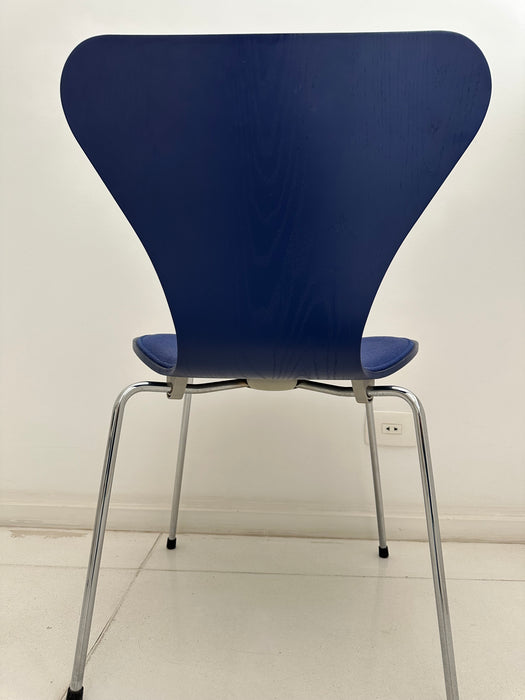 Par de Cadeiras "Serie 7" - Arne Jacobsen para Fritz  Hansen