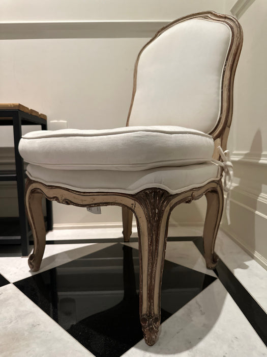 Cadeira Clássica Baixa