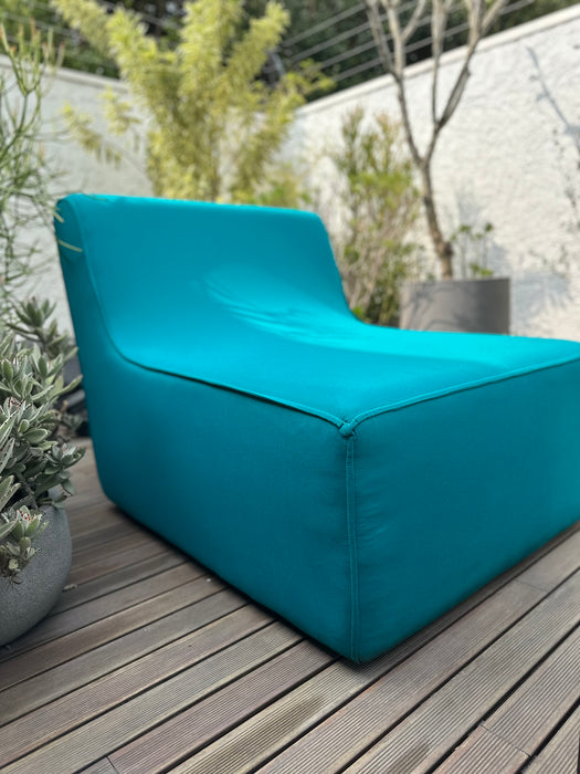 Par de Poltronas Outdoor (com capa de proteção) - Tecido Regatta Sunbrella