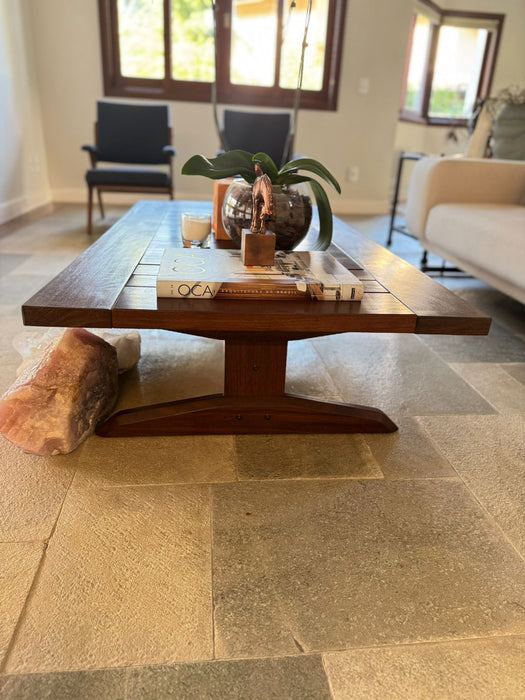 Mesa de Centro "Alvorada" em Madeira Cumaru – Carlos Motta