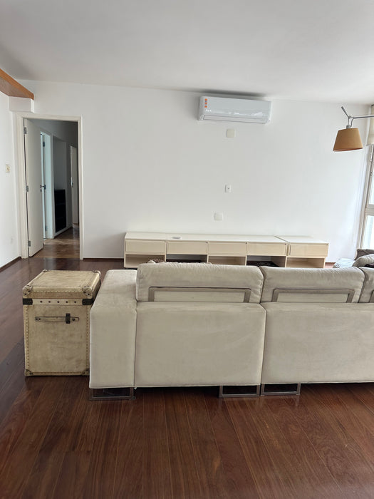 Sofá com Chaise – Micasa