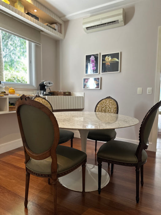 Mesa de Jantar "Saarinen" Redonda