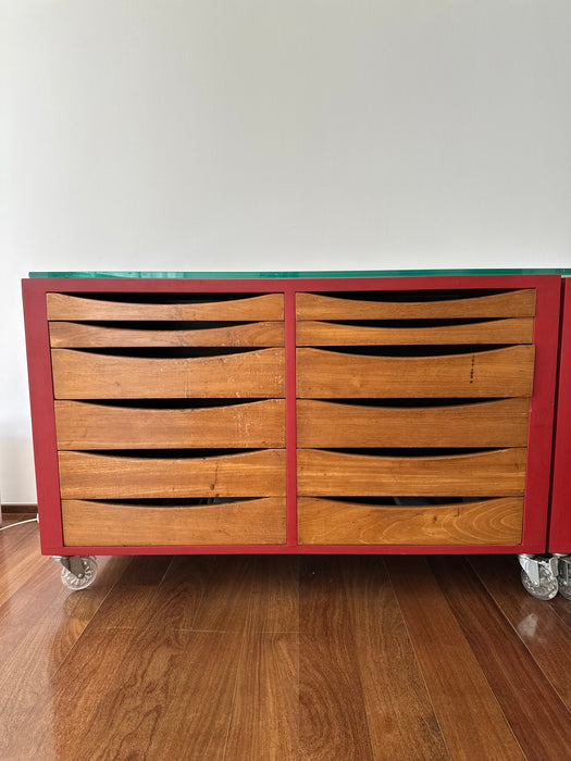 Par de Cômodas com Rodízios