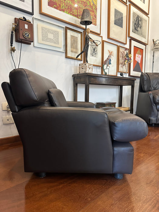 Poltrona em Couro Vintage – Cassina