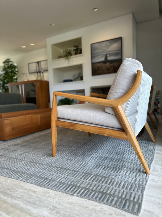 Par de Poltronas "Cut" em Madeira Tauari e Corda Náutica – Tadeu Paisan