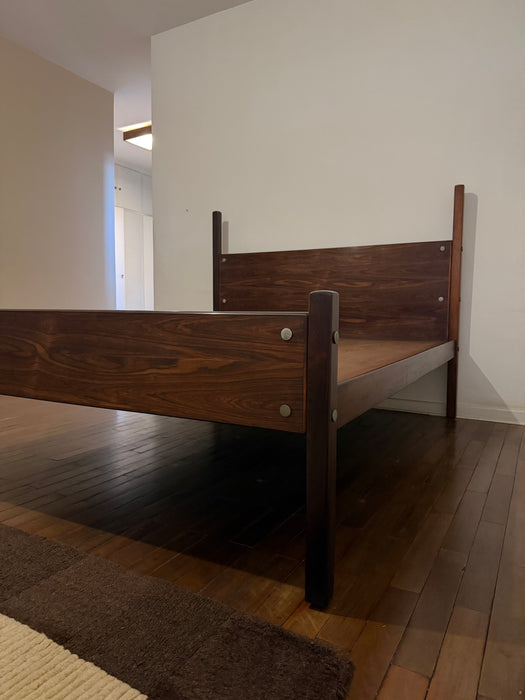 Cama de Casal "Sabará" Vintage (Sem Colchão) – Sérgio Rodrigues | OCA