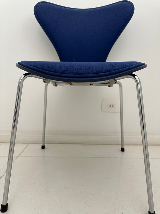 Par de Cadeiras "Serie 7" - Arne Jacobsen para Fritz  Hansen
