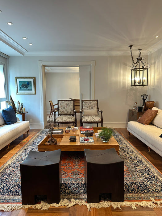 Mesa de Centro "Rosá" - Maria Cândido Machado