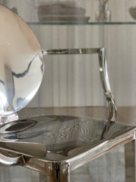Conjunto de 6 Cadeiras “Kong” (2 com braços) – Philippe Starck para Emeco