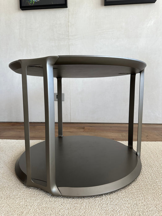 Mesa Lateral “Laguna” – Fellipe Piccelli para Breton