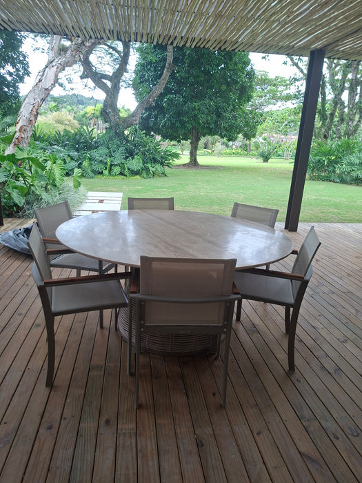 Mesa de Jantar "Outdoor" com Tampo em Pedra - Tidelli