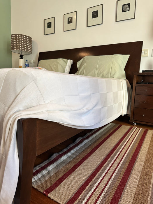 Cama de Casal Super King (colchão incluso) - Madeira Bonita