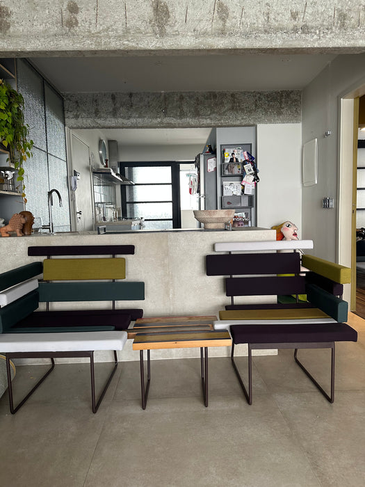 Par de Poltronas "Tiras" com Mesa - ,Ovo