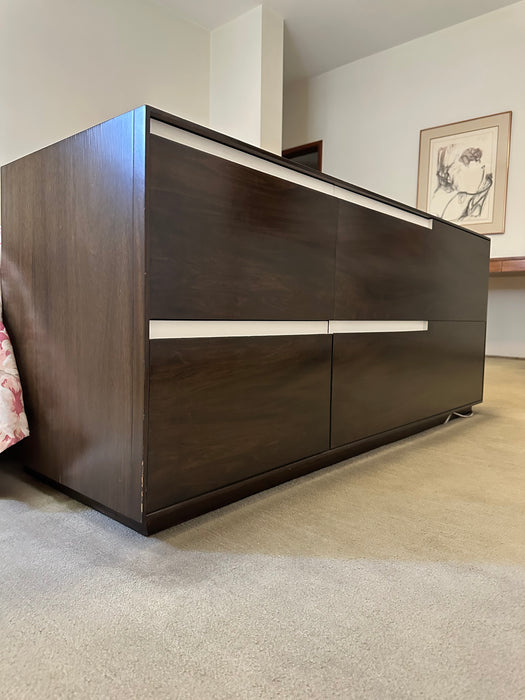 Cama de Casal com 2 Mesas de Cabeceira e Cômoda (colchão Incluso)