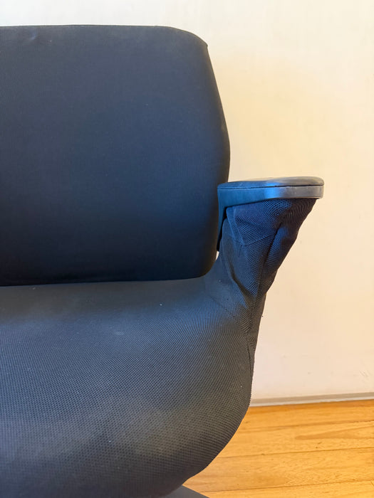 Cadeira Ergonômica de Escritório "Worknest" Preta – Ronan & Erwan Bouroullec para Vitra