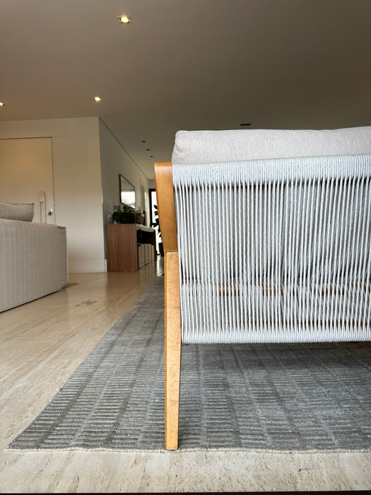 Par de Poltronas "Cut" em Madeira Tauari e Corda Náutica – Tadeu Paisan