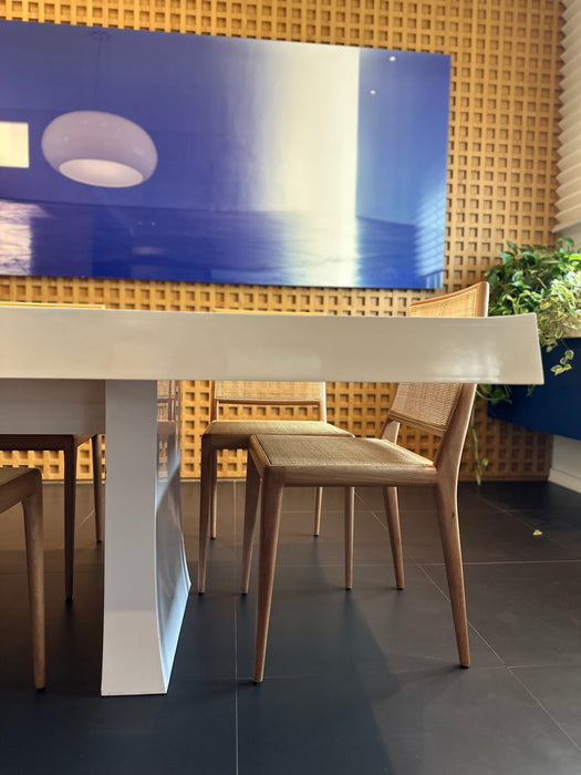 Mesa de Jantar em Laca