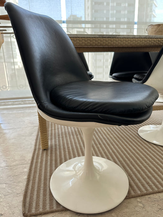 Conjunto de 6 Cadeiras "Saarinen"