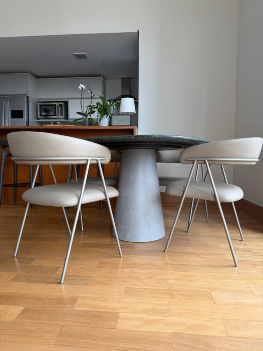 Mesa de Jantar "Concrete" - Estúdio Bola