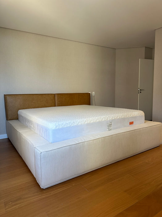 Cama King Size com Colchão