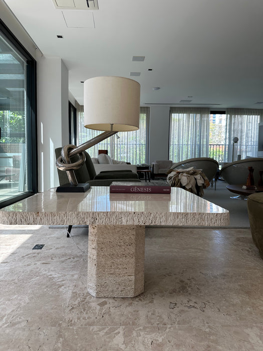 Mesa Lateral em Mármore
