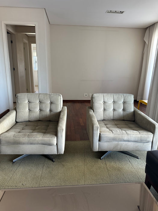 Par de Poltronas Giratórias