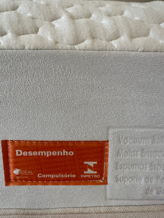 Cama King Size com Colchão